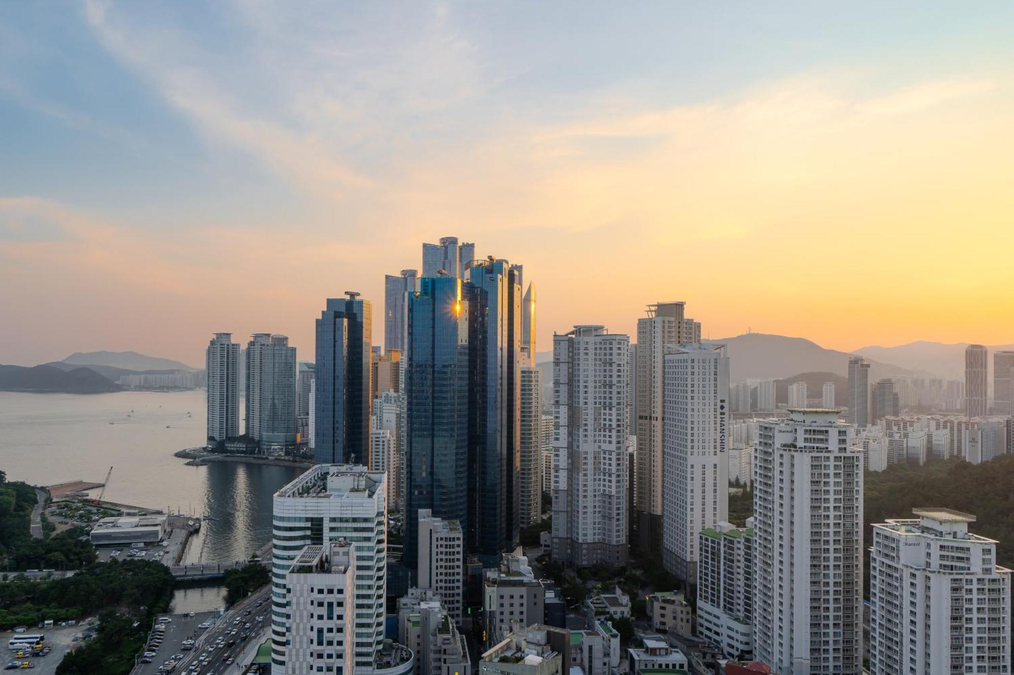 Le Collective Haeundae Paragraf Busan Luaran gambar